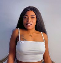 Shiney - escort in Cairo