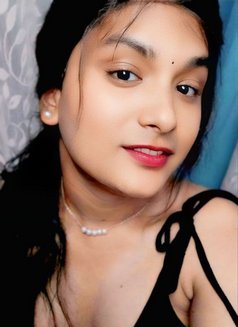 Shiney shemale - Transsexual escort in Hyderabad Photo 1 of 7