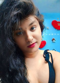 Shiney shemale - Transsexual escort in Hyderabad Photo 2 of 7