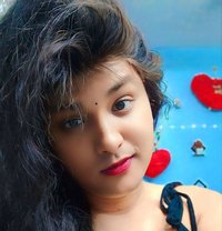Shiney shemale - Transsexual escort in Hyderabad
