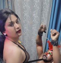 Shiney shemale - Transsexual escort in Hyderabad