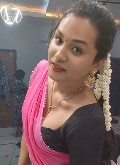 Shiney shemale - Acompañantes transexual in Hyderabad Photo 7 of 10