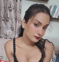 Shiney shemale - Transsexual escort in Hyderabad