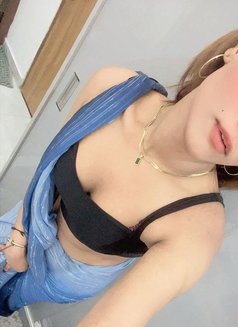 Shiny - Acompañantes transexual in Gurgaon Photo 17 of 18