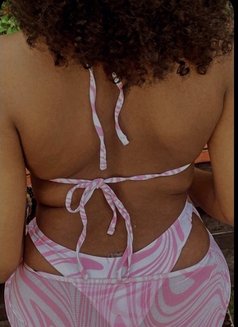 Shiny - adult performer in Khobar Photo 4 of 5