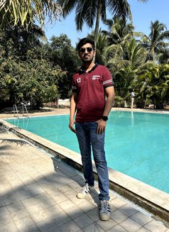Shinzo Licker & Companion - Male escort in Mumbai Photo 1 of 3