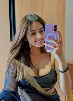 Shira Incall Outcall Alone - puta in Doha Photo 3 of 3