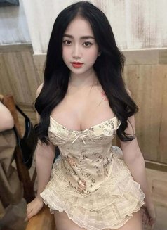 Shira - escort in Georgetown, Penang Photo 2 of 3