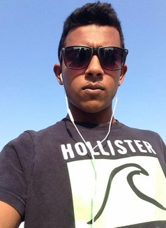 Shiran - Male escort in Colombo Photo 1 of 5