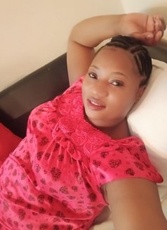 Shirat - escort in Jeddah Photo 3 of 3