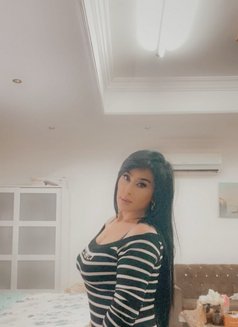 Shirin - escort in Al Manama Photo 7 of 12