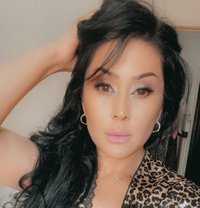 Shirin - escort in Al Manama Photo 5 of 5