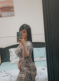 Shirin - escort in Doha Photo 1 of 4