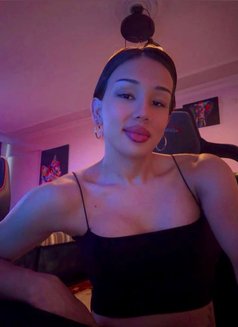 Shirin - Transsexual escort in İstanbul Photo 10 of 10