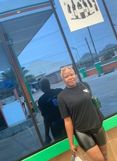 Shirley - escort in Accra Photo 2 of 2