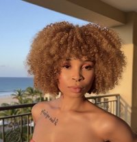 Shirley - escort in Dubai