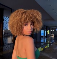 ShirleyIndependentRealLovestoExplore/Fun - puta in Dubai