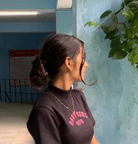 Shital - puta in Pune