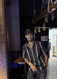 Shiva Shivv - Male escort in Hyderabad Photo 7 of 7