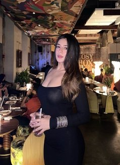 Shivali Rijhwani - escort in Dubai Photo 5 of 5