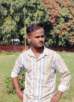 Shivam - Acompañantes masculino in Chandigarh Photo 1 of 1