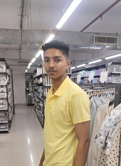 Shivam - Male escort in Indore Photo 5 of 5