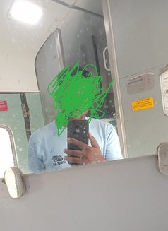 Shivam Kumar - Male companion in Mumbai Photo 2 of 3