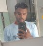 Shivam Kumar - Acompañante masculino in Mumbai Photo 1 of 2