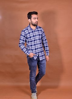 Shivam M - Male escort in Gurgaon Photo 5 of 5