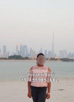 Shivangi Davi South Indian 22 - escort in Dubai Photo 3 of 5