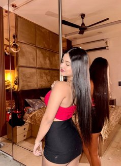 Shivangi - escort in Bangalore Photo 2 of 3