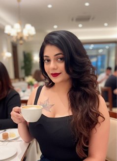 Shivangi - puta in Pune Photo 3 of 4