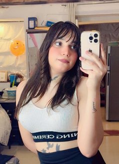 Shivangi Sharma - puta in Jaipur Photo 2 of 4