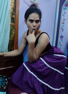 Shivani, Age 19 Chennai - Transsexual escort in Chennai Photo 3 of 6