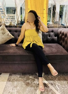 Shivani (Cam & Real meeting) Available - puta in Pune Photo 3 of 5