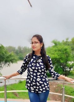 Shivani (Cam & Real meeting) Available - escort in Surat Photo 2 of 2