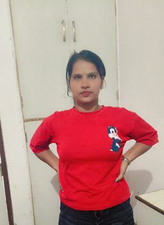 Shivani Cash Pay - puta in Kochi Photo 2 of 3