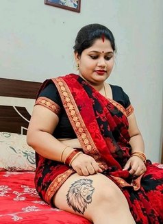 Shivani - escort in Ahmedabad Photo 1 of 1