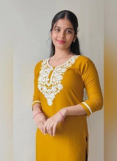 Shivani - puta in Kozhikode Photo 1 of 1