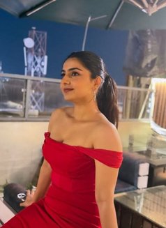 Shivani - escort in Lucknow Photo 1 of 2