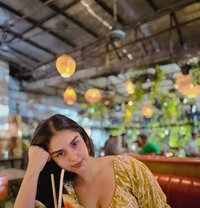 Shivani Gupta - puta in Gurgaon