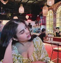 Shivani Gupta - puta in Gurgaon