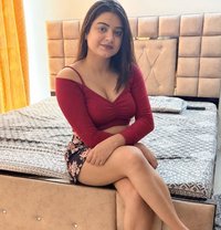 Shivani Incall and Outcall Available - puta in Stuttgart