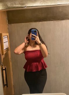 Shivani Incall/outcall Available - escort in Frankfurt Photo 1 of 4