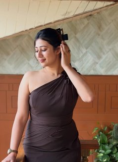 Shivani Incall/outcall Available - escort in Frankfurt Photo 4 of 4
