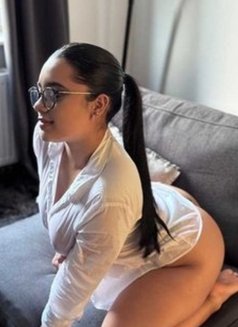 Shivani Incall/outcall Available - escort in Frankfurt Photo 1 of 5