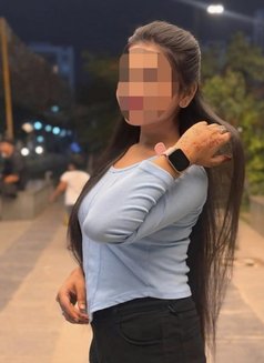 Shivani - puta in Bangalore Photo 3 of 4