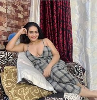 Shivani - puta in Bangalore