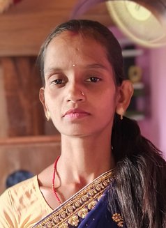 Shivani - puta in Bangalore Photo 1 of 5