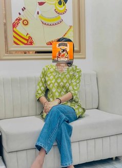 Shivani - escort in Bangalore Photo 4 of 5